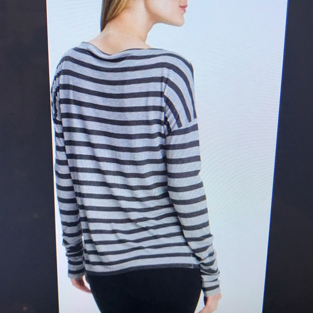 Vince || NWOT Gray Green Stripes Crew Shirt - Picture 1 of 6